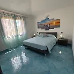 Su Nuraghe House تانايونيلا