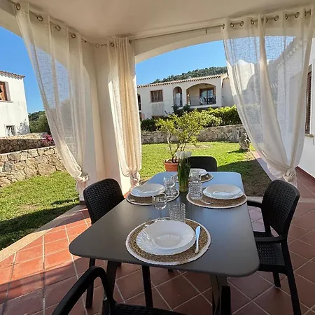 Su Nuraghe House Apartment *