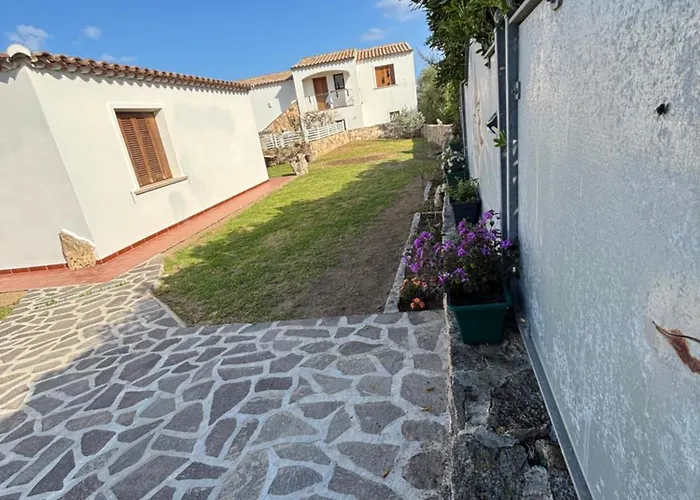 Su Nuraghe House شقة *